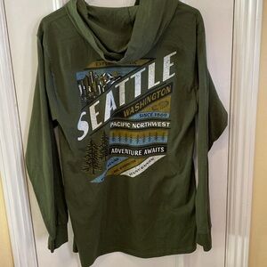 Green Seattle Washington Hoodie Size M